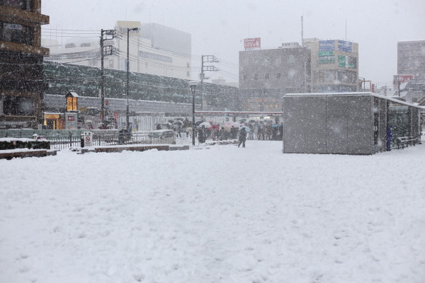 1月中旬、降雪のあとの冷たい夜に
